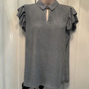 Tahari black/white blouse